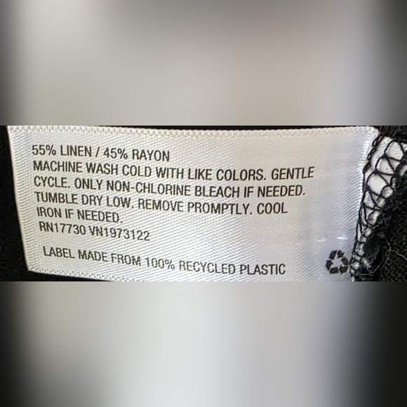 Women's Plus Size 4X Black Capri Jumpsuit with Ruffle Top Detail Off Shoulder - Picture 11 of 12